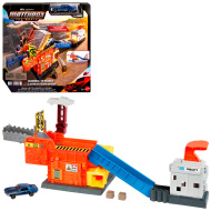 Matchbox - Il film: il deposito di rottami di Smalley - set da gioco – Mattel
