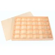 PlayBox: Scatola di immagazzinaggio in legno con coperchio scorrevole a 30 scomparti