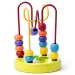 Gioco in legno con mini palline verdi