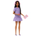 Barbie: Fashionista Amiche stilosa bambola fashion con cuffie in abito viola – Mattel